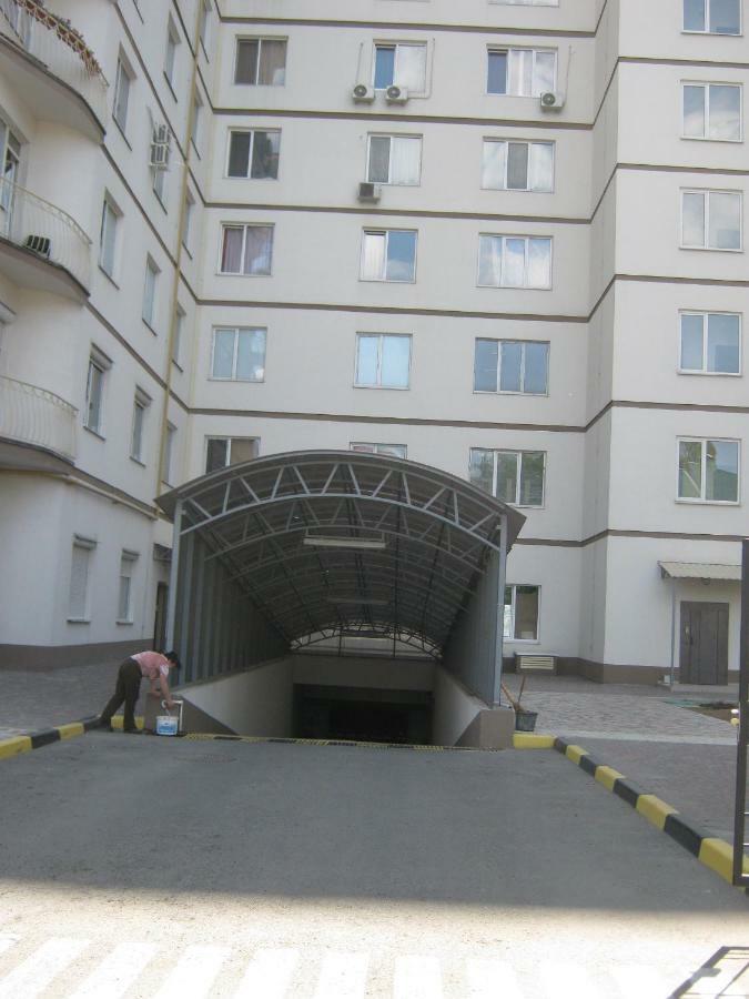 Мини Отель П88/1 Odessa Buitenkant foto